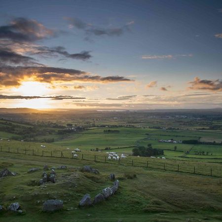 Loughcrew Megalithic Hostel Millbrook Esterno foto