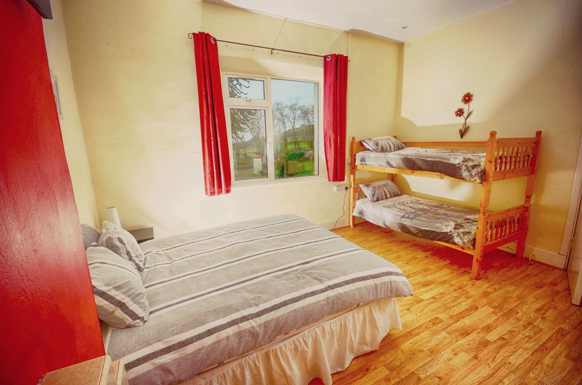 Loughcrew Megalithic Hostel Millbrook Esterno foto